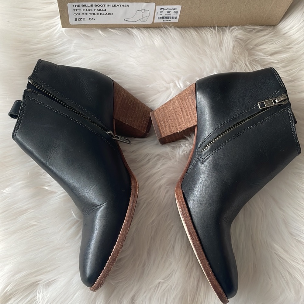 Madewell Billie Boot in black leather